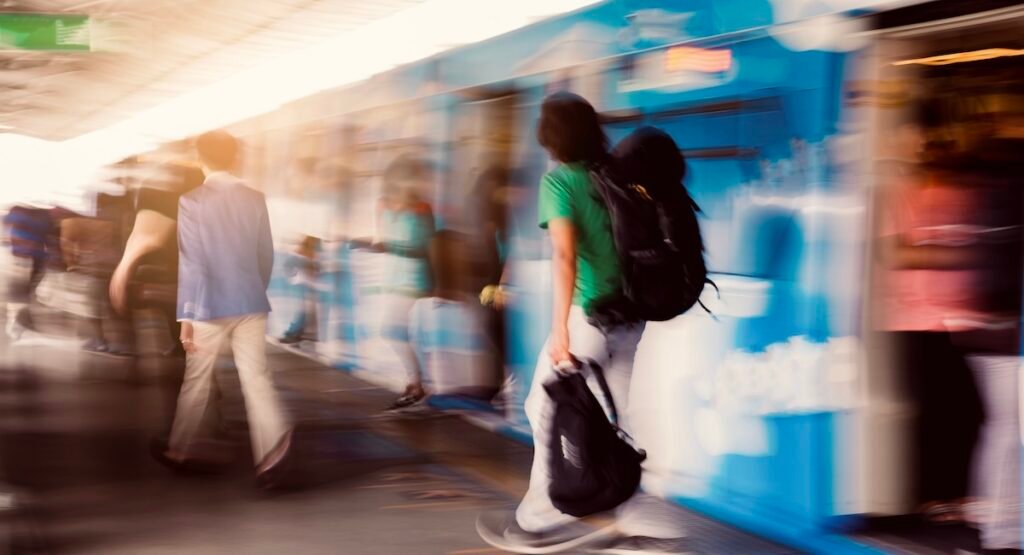 Bangkok Visitor Tips - Getting Around - Bangkok Skytrain