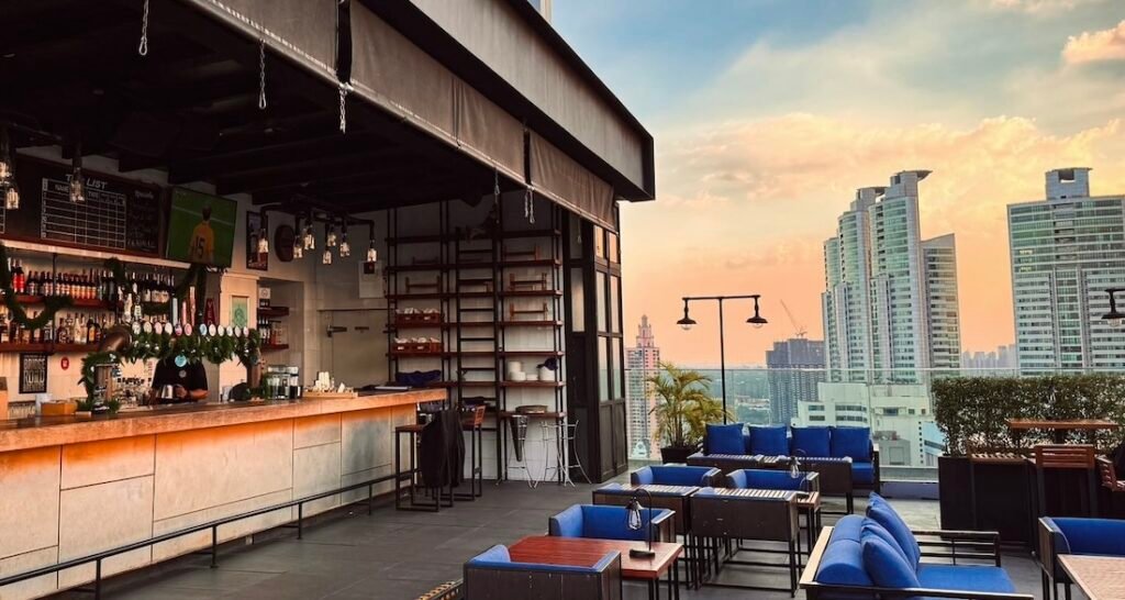 Brewski Craft Beer Rooftop Bar at Radisson Blu Bangkok