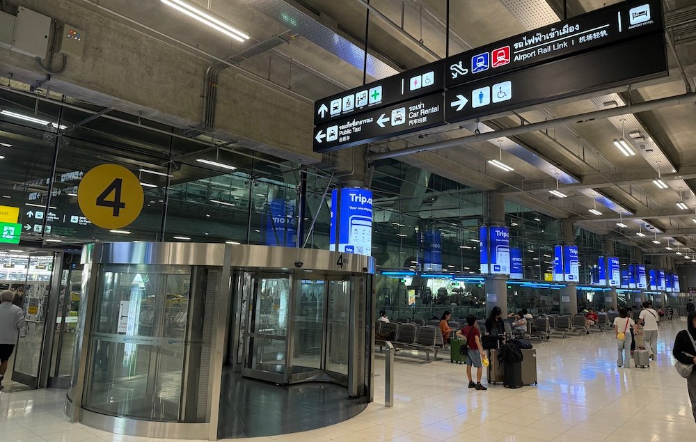 Getting from Bangkok Airport to the city