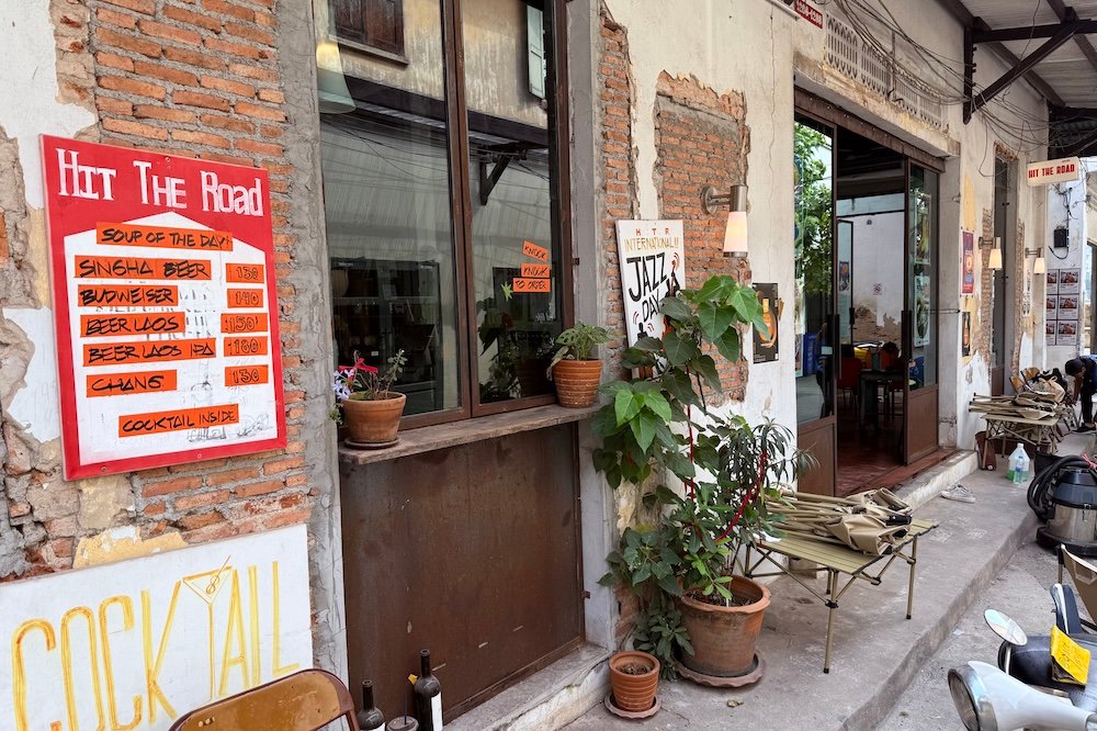 Hit The Road Bar in Chinatown Bangkok